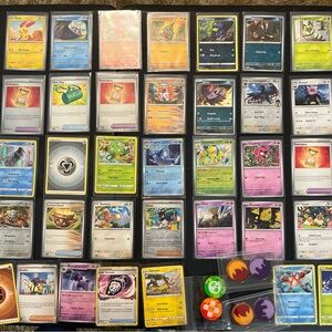 Pokémon Trading Cards set of 60 plus coins Various
